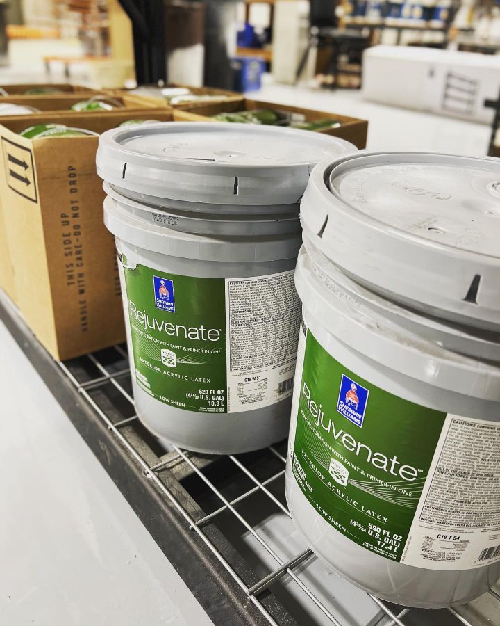 Exterior latex paint
