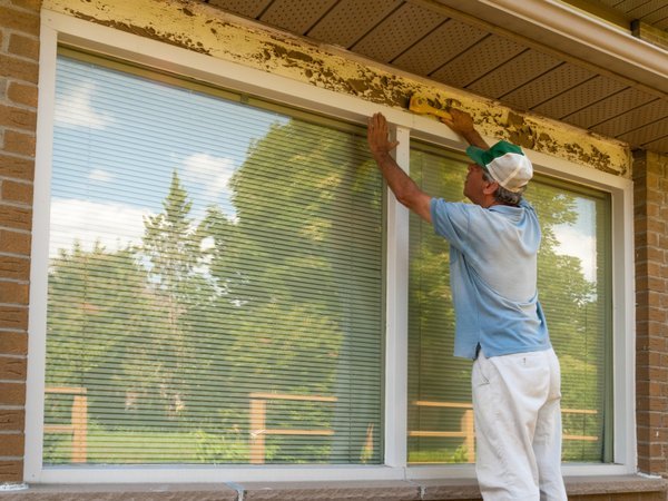 How to fix peeling paint on walls by scraping it off first