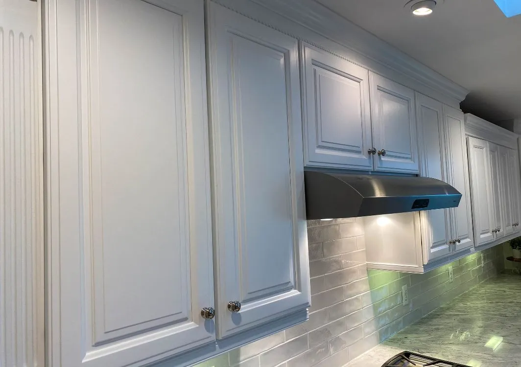 White painted kitchen cabinets